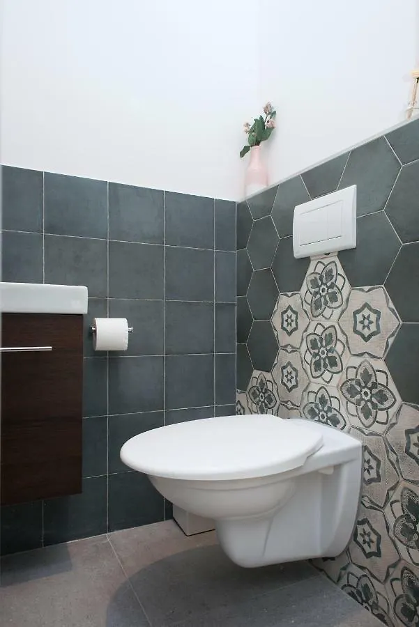 Kent Ridge Loft Apartment Prague