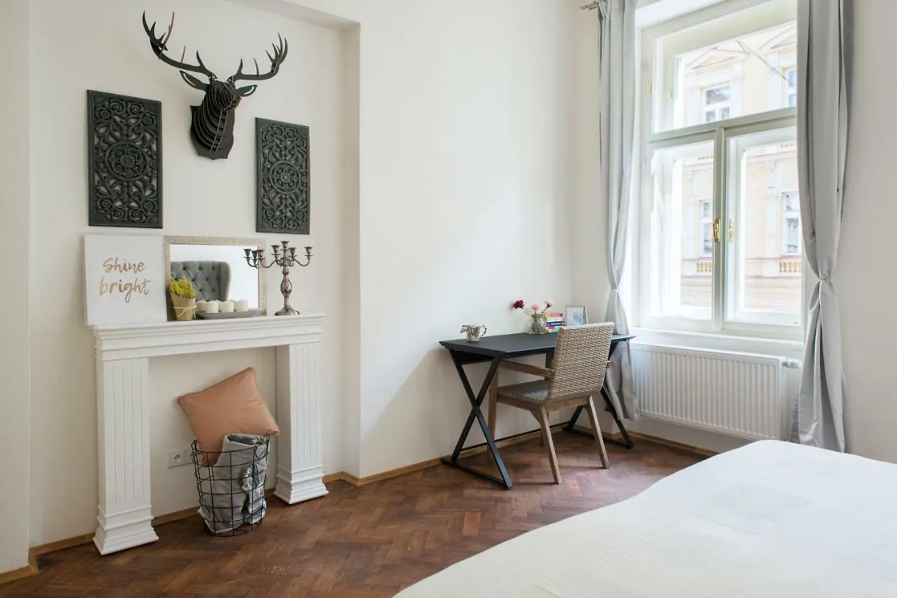 Kent Ridge Loft Apartment Prague 0*,
