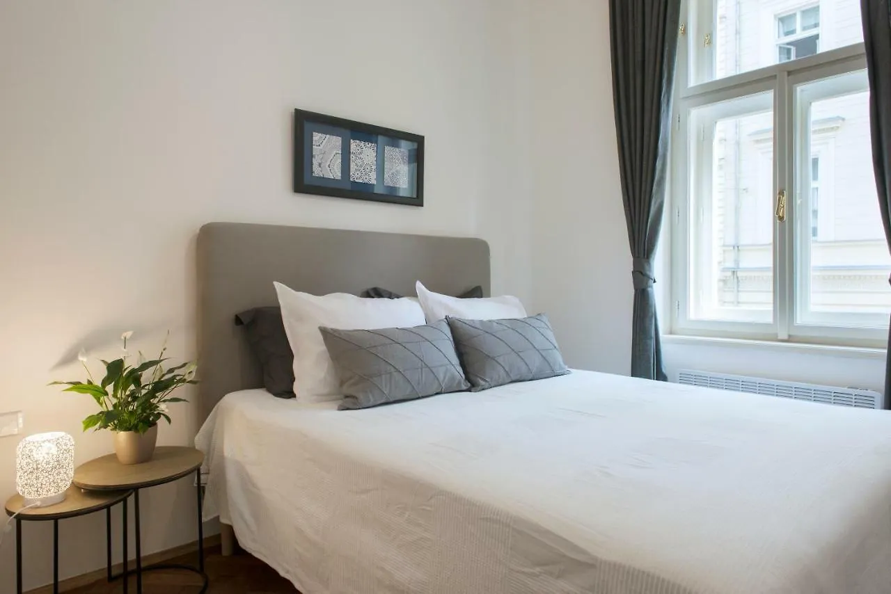 Kent Ridge Loft Apartment Prague Czech Republic